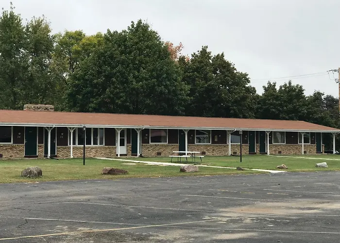 Spinning Wheel Motel