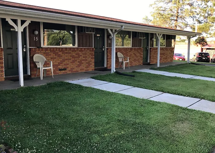 Spinning Wheel Motel