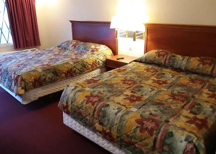 Knights Inn Toledo West