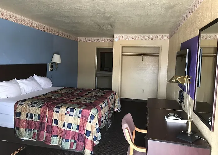 Deluxe Inn Kilgore