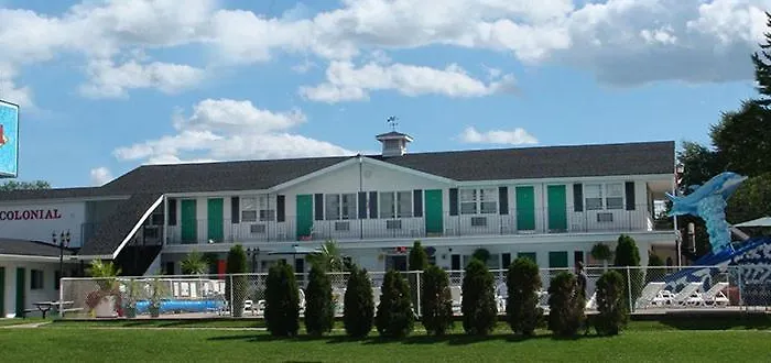 Colonial Motel Wisconsin Dells