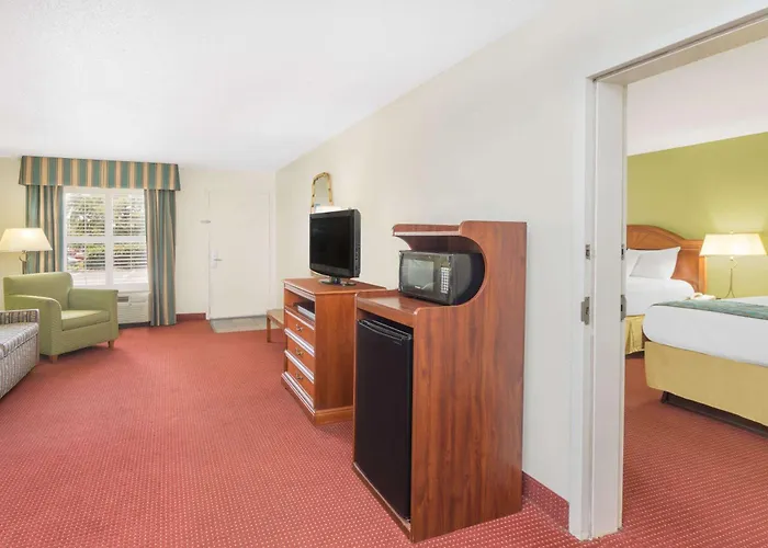 Baymont By Wyndham Orangeburg North