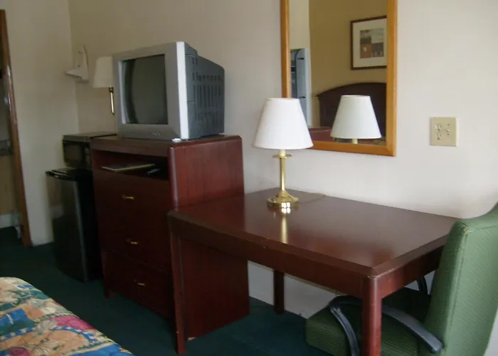 Express Inn Thomson