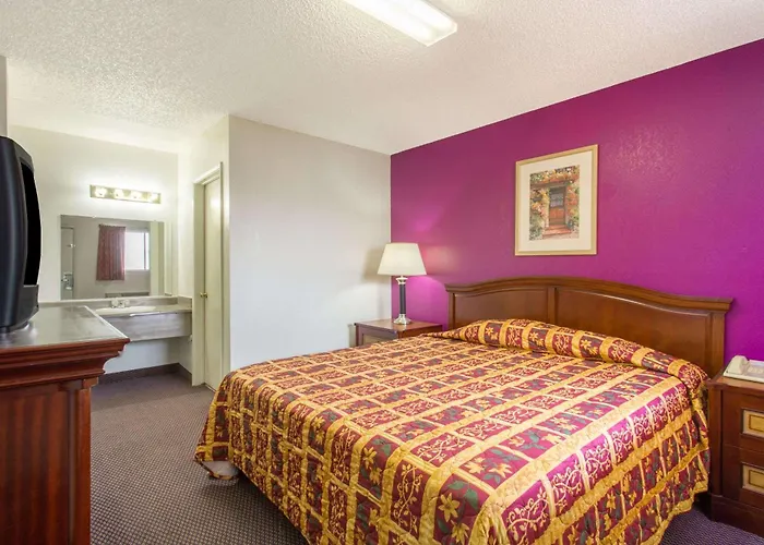 Americas Best Value Inn North Black Canyon Hwy