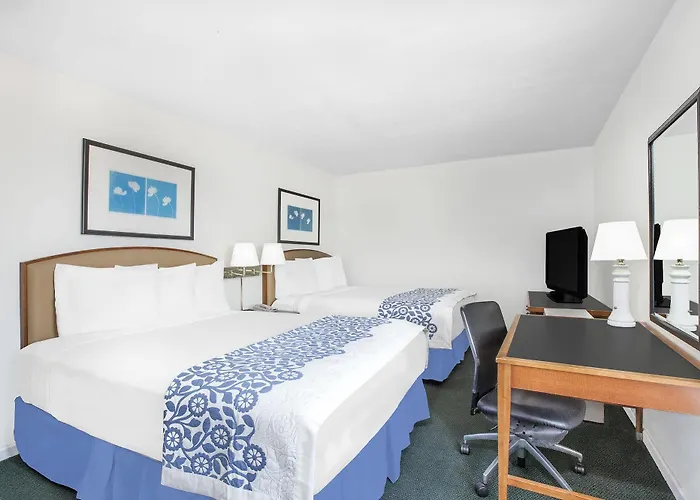 Days Inn By Wyndham Emporia