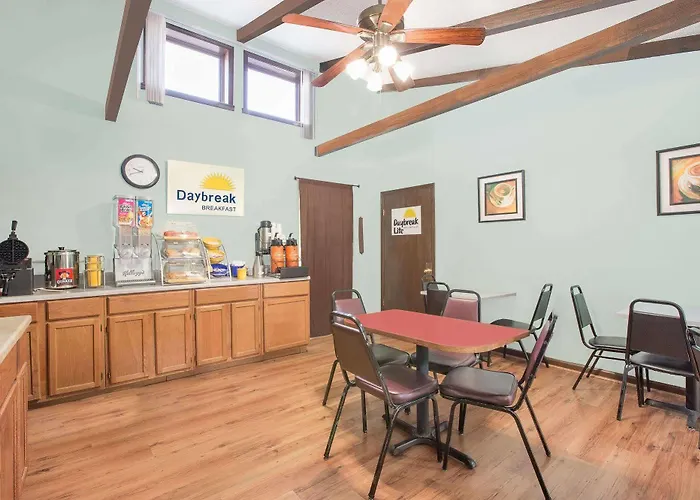 Days Inn By Wyndham Emporia