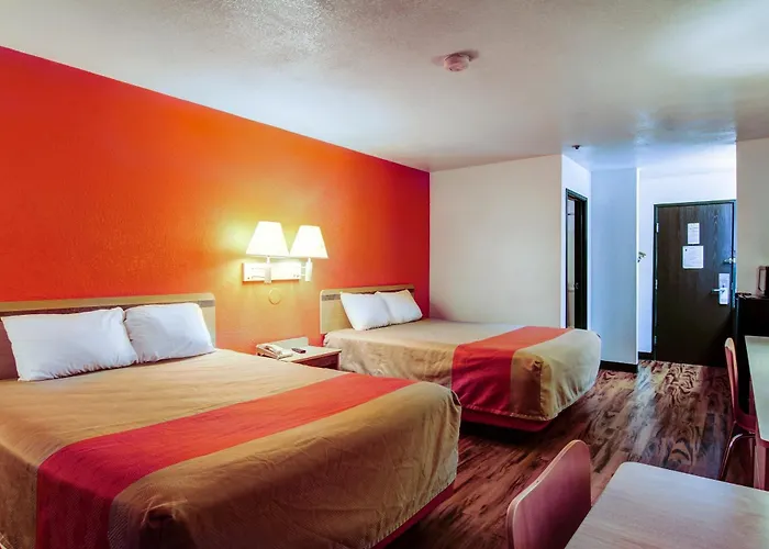 Motel 6-Columbia, Mo - East
