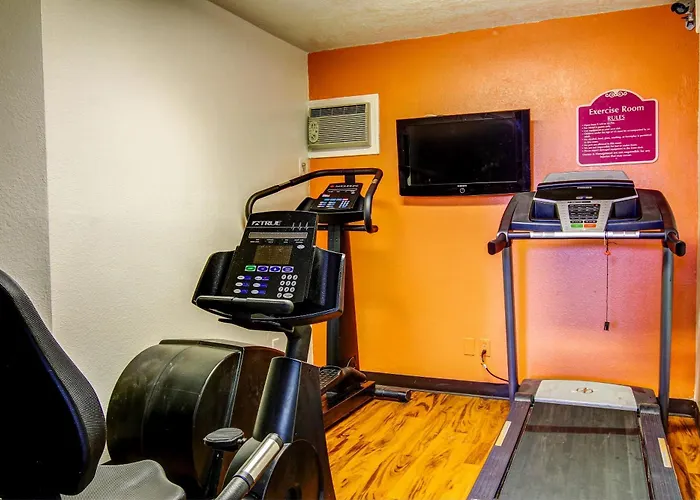 Motel 6-Columbia, Mo - East