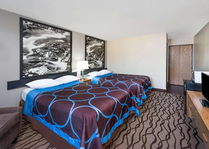 Super 8 By Wyndham West Plains