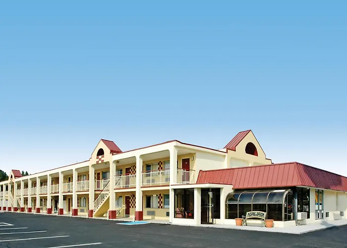 Economy Inn Dillon
