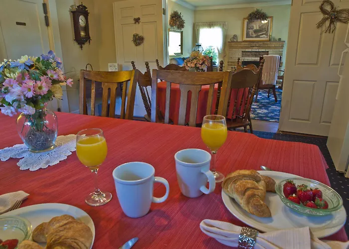 Shady Oaks Country Inn