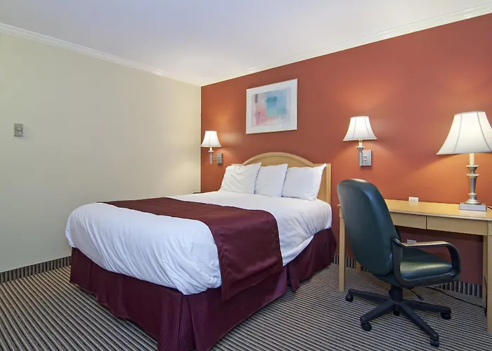 Valley Inn Shakopee