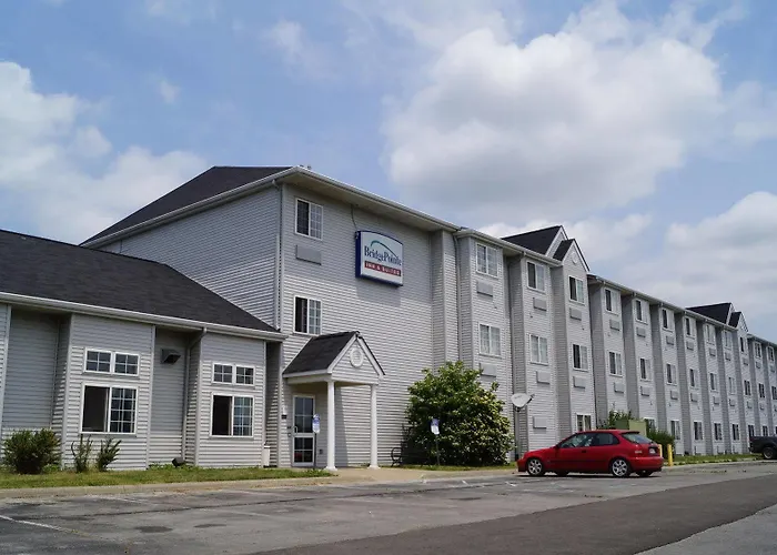 Bridgepointe Inn & Suites Toledo-Perrysburg-Rossford-Oregon-Maumee By Hollywood Casino
