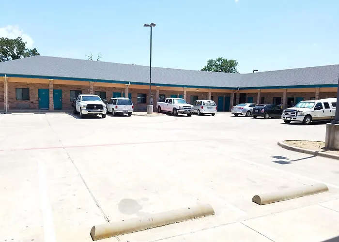Quality One Motel