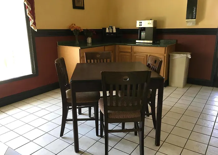 Americas Best Value Inn Huntsville