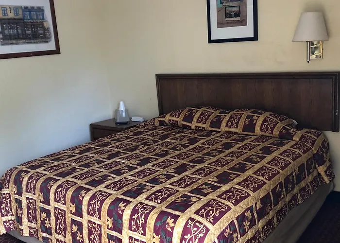 Country Host Inn