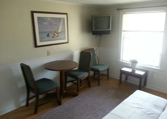Caris Landings Inn By The Sea