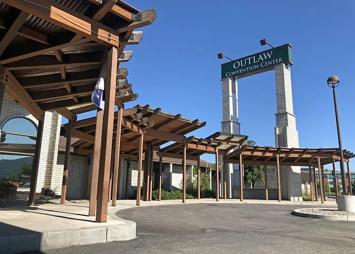 Fairbridge Inn, Suites & Outlaw Conference Center - Kalispell