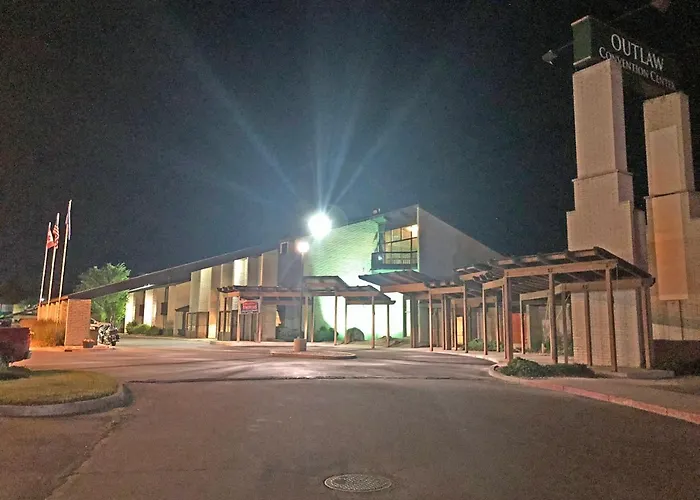 Fairbridge Inn, Suites & Outlaw Conference Center - Kalispell