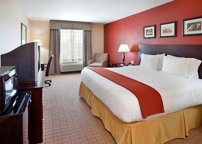 Holiday Inn Express & Suites East Wichita I-35 Andover By Ihg