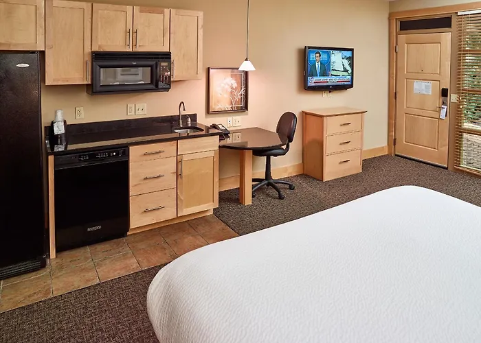 Livinn Hotel Minneapolis North / Fridley