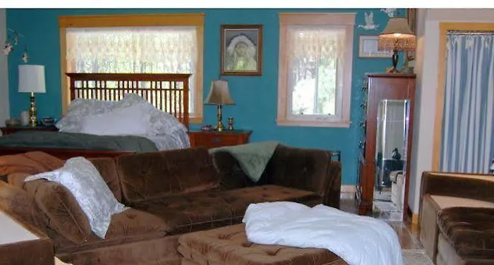 River House Bed And Breakfast