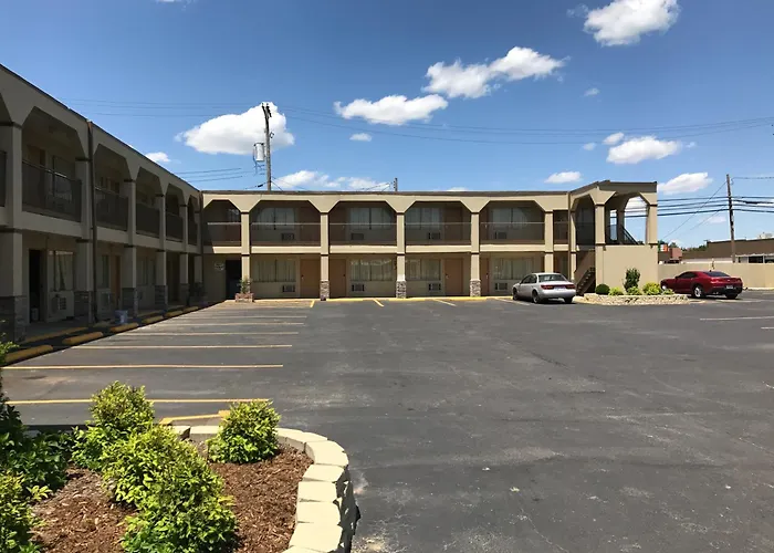 Hutchinson Inn