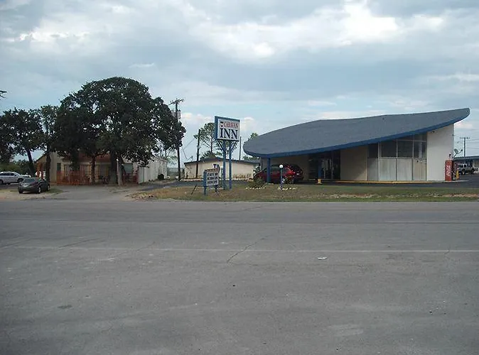 Caravan Inn