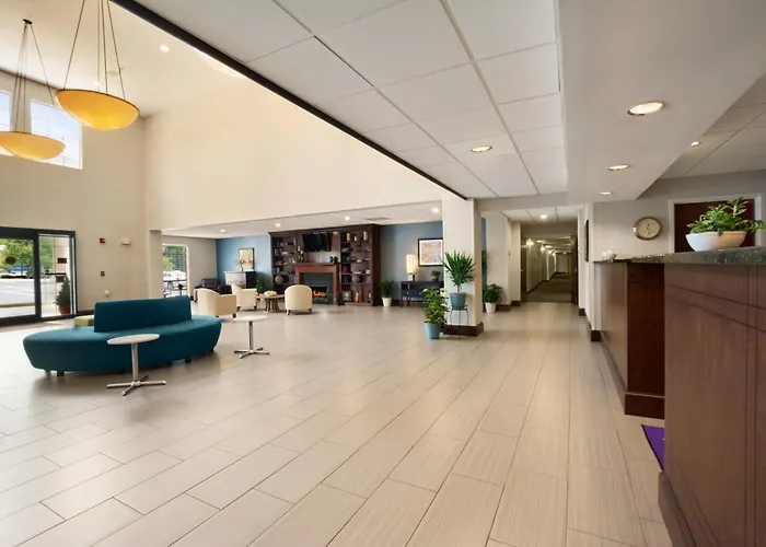 Wingate By Wyndham High Point Greensboro Airport South