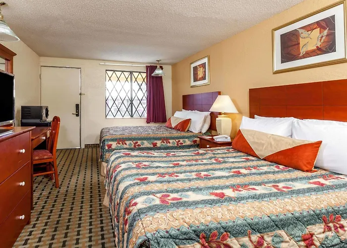 Knights Inn - Seymour