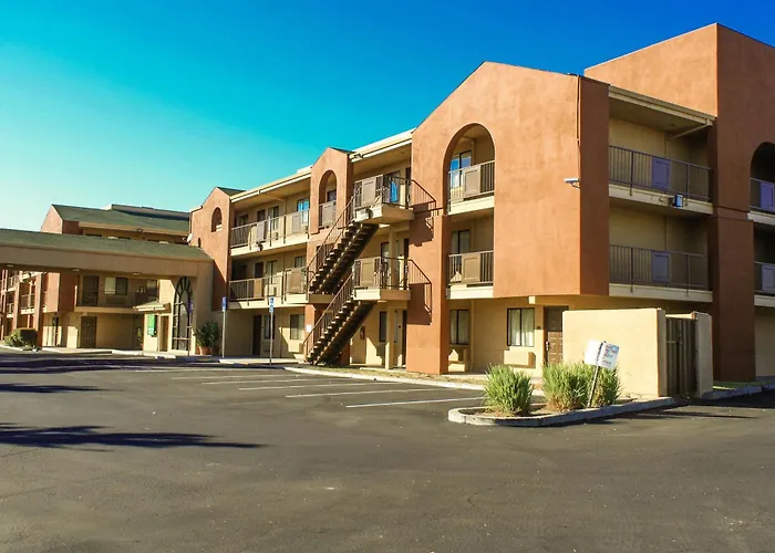 Budget Inn And Suites Stockton Yosemite