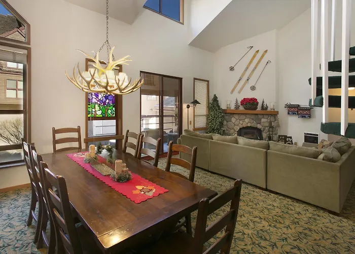 Aspen Creek By 101 Great Escapes