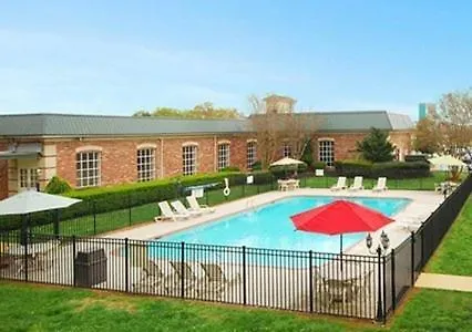 Greenville Inn & Suites
