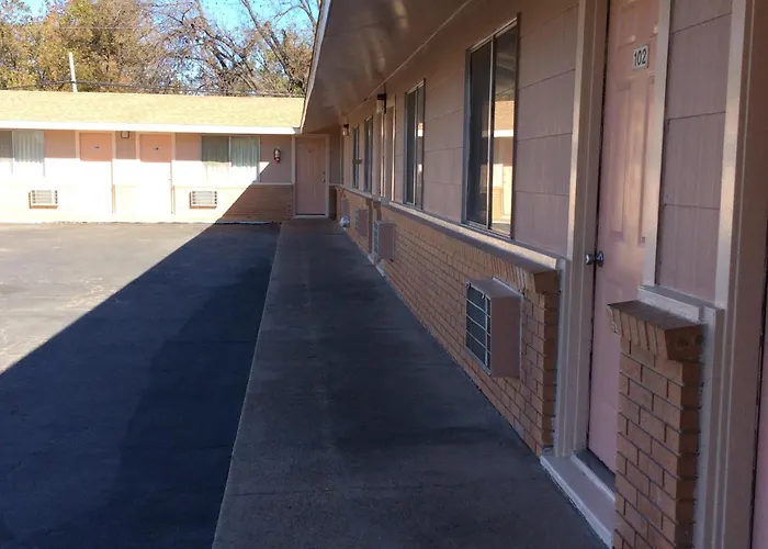 Regency Inn Comanche