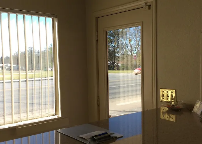 Regency Inn Comanche