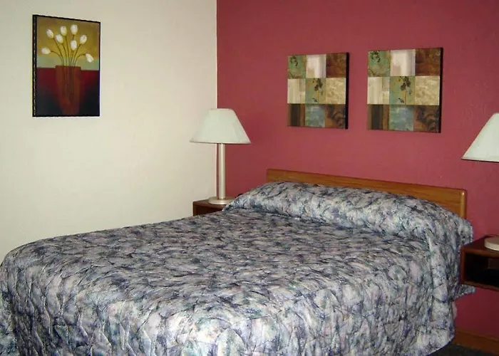 Chanhassen Inn