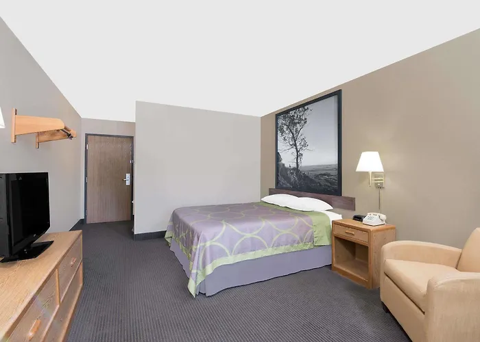 Super 8 By Wyndham Lisbon