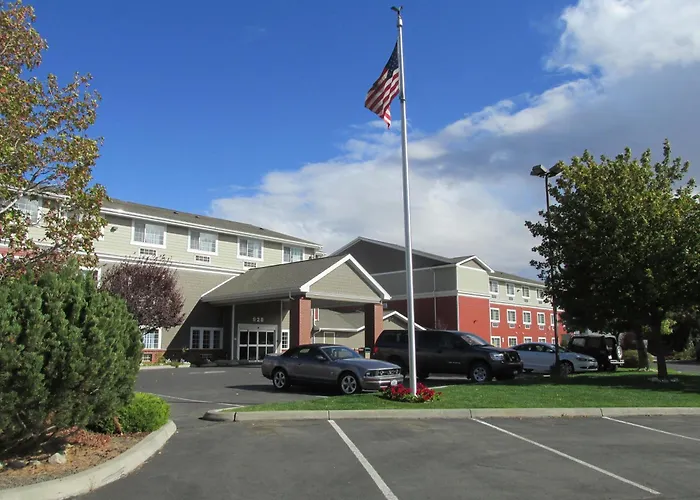 Coast Hilltop Inn