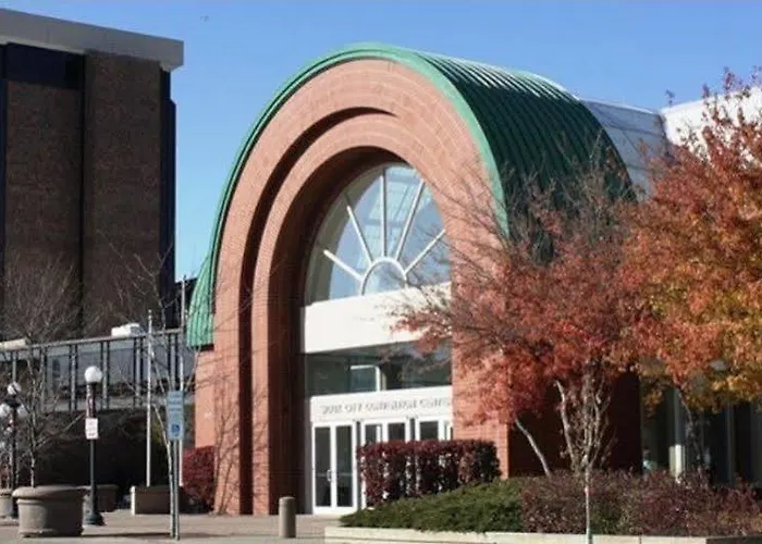 Clarion Hotel & Conference Center
