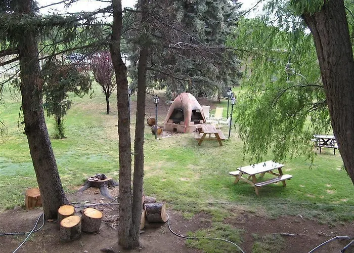 Indian Hills Inn, Taos Plaza