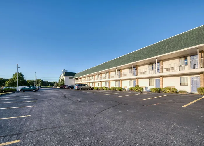 Motel 6-Niantic, Ct - New London