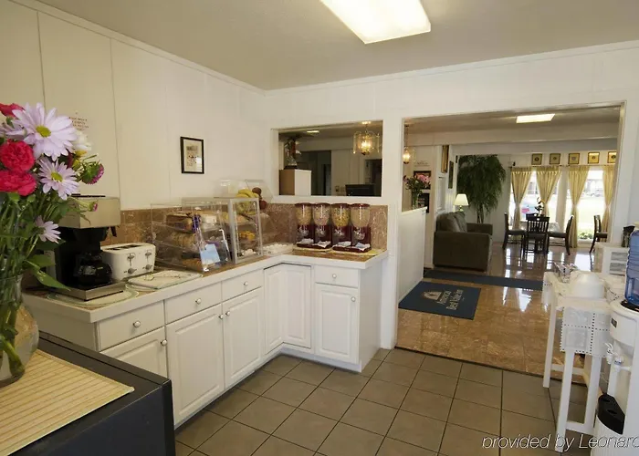 Americas Best Value Inn Salina