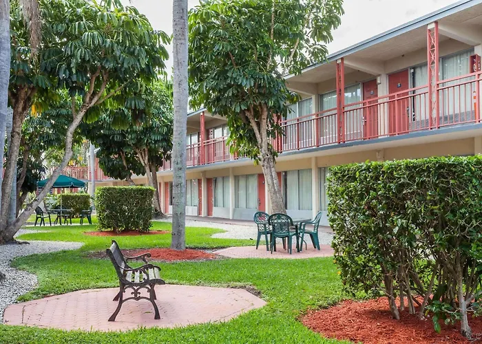 Days Inn By Wyndham West Palm Beach