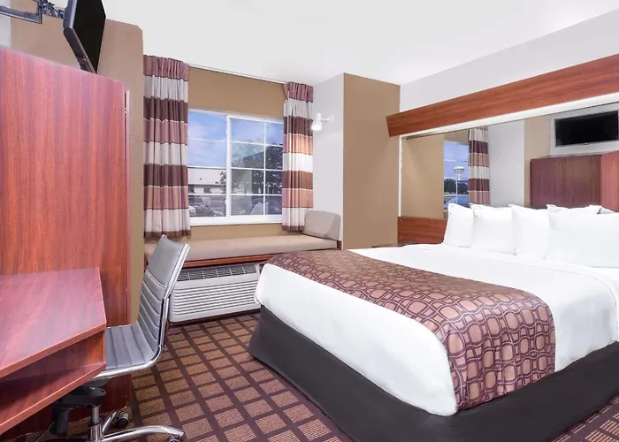 Microtel Inn & Suites By Wyndham Green Bay