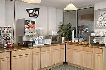 Freeport Plaza Hotel