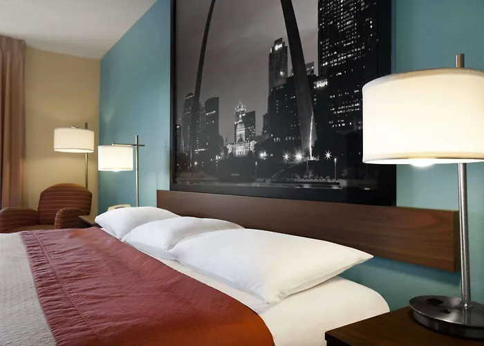 Super 8 By Wyndham Collinsville St. Louis