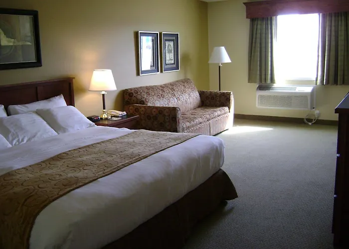 Crossings Inn And Suites