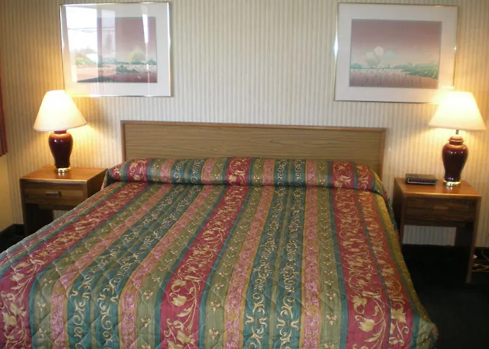 Villager Motel