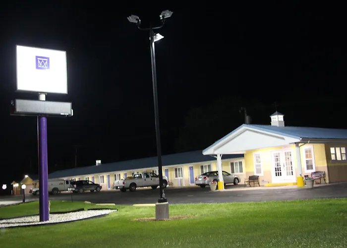 Westbridge Inn & Suites