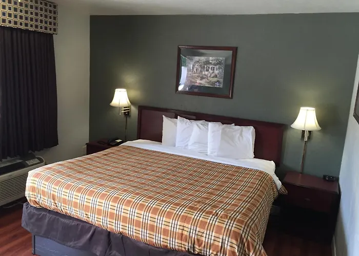 Budget Inn-Norman